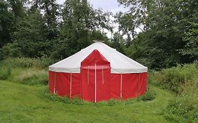 Jurten Im Garten Eden Bub